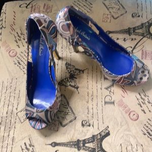 Blue paisley shoes